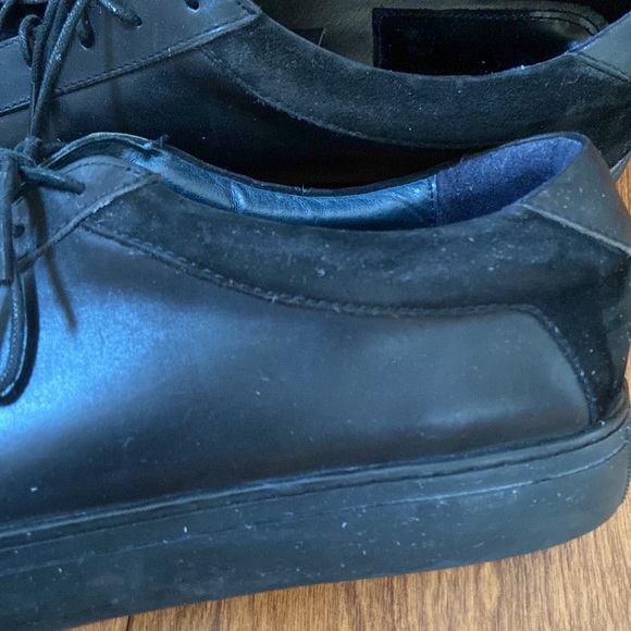 Men’s shoes size 10.5 - Picture 3 of 3